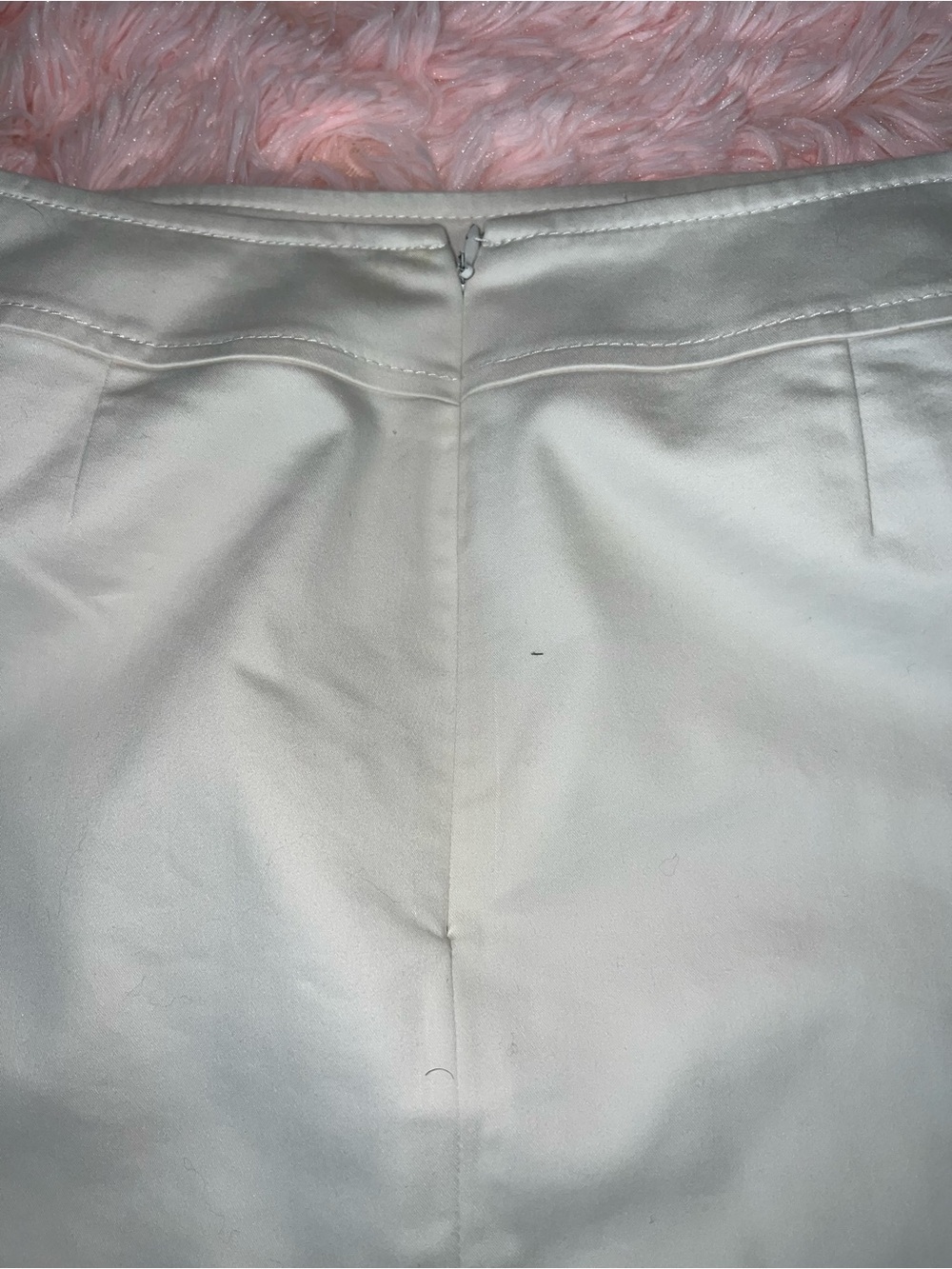 Classic White Pencil Skirt Petite Size 4P - Picture 5 of 9